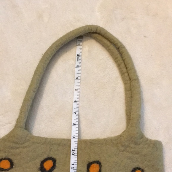 Pre-Loved Wool Handbag with polka dots - Picture 7 of 7